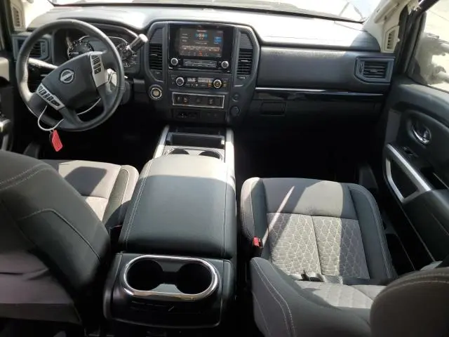 2024 NISSAN TITAN SV
