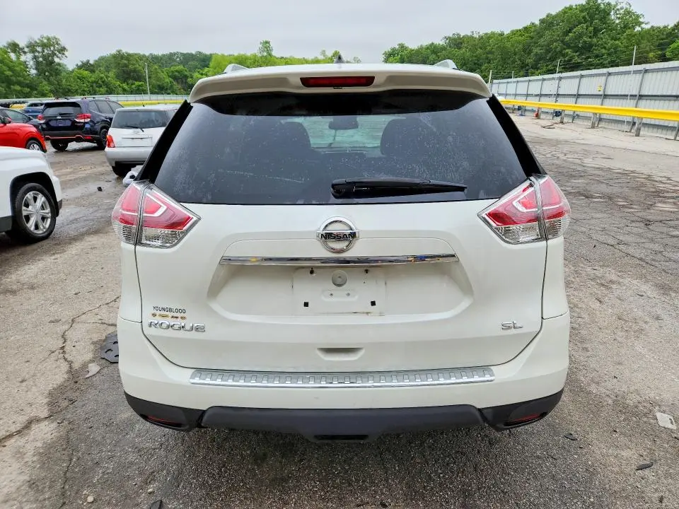 2016 NISSAN ROGUE SL  