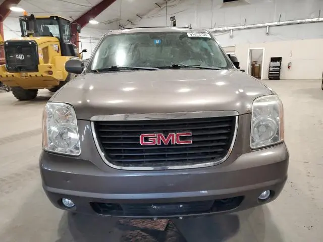 2013 GMC YUKON SLE  