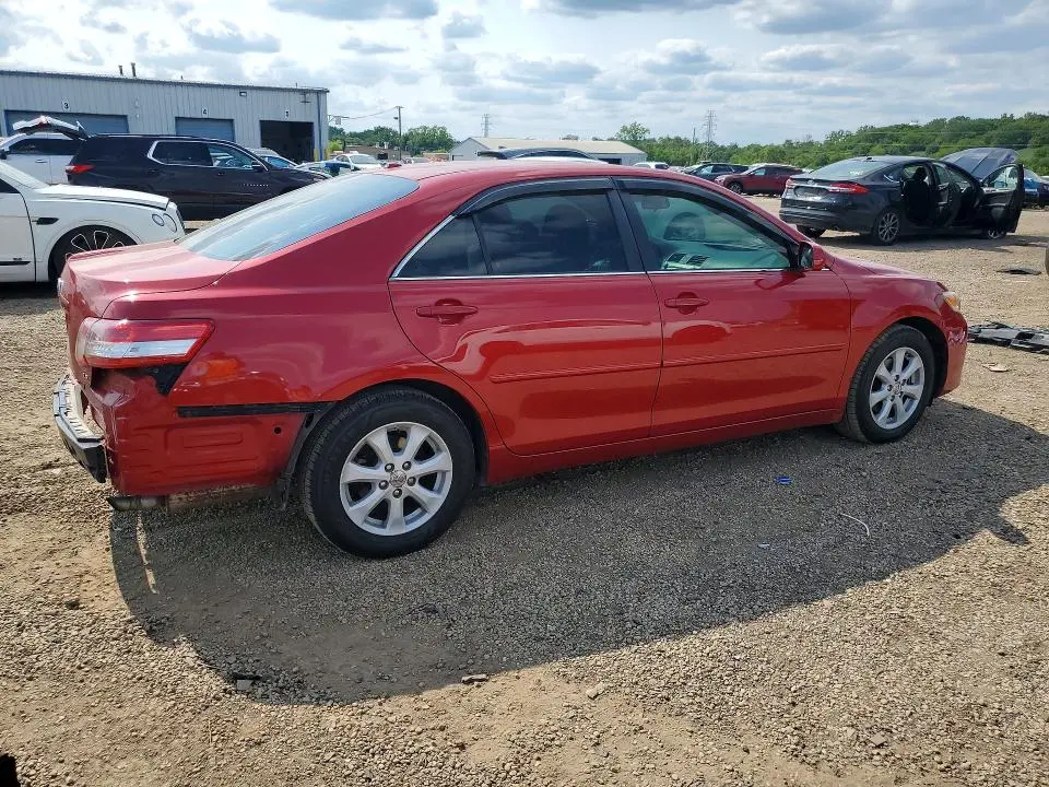 2010 TOYOTA CAMRY LE  