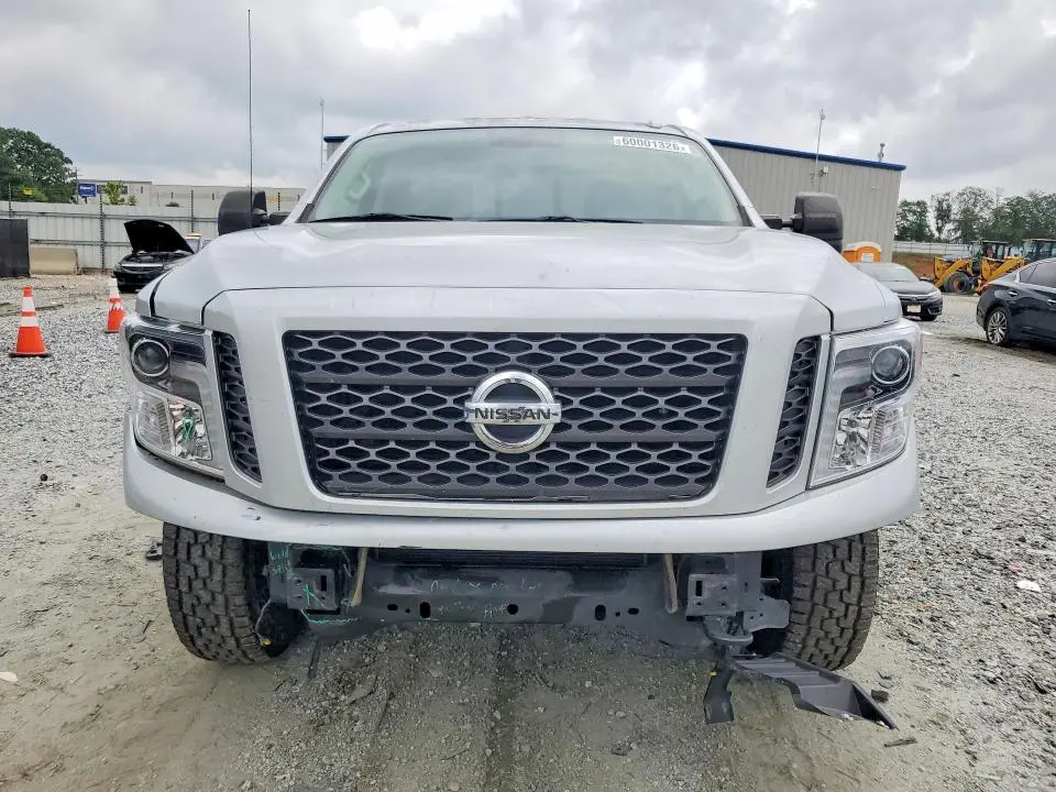 2018 NISSAN TITAN SV/SL/PRO-4X/PLATINUM RESERVE  