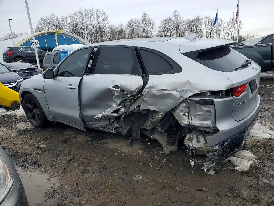 2019 JAGUAR F-PACE S  
