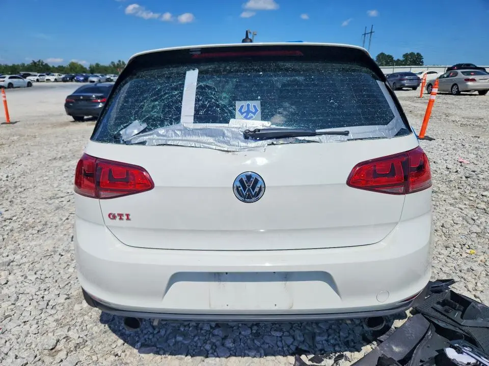 2016 VOLKSWAGEN GTI S/SE  