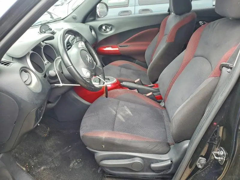 2011 NISSAN JUKE S  