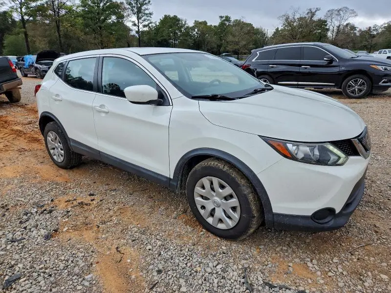 2018 NISSAN ROGUE SPORT S  