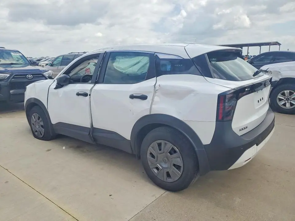 2025 NISSAN KICKS S  