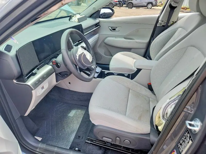 2026 HYUNDAI KONA SEL PREMIUM  