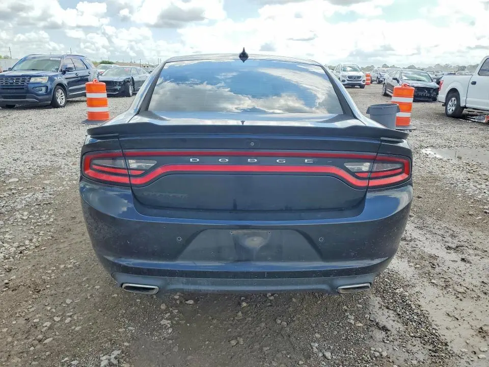 2016 DODGE CHARGER SXT  
