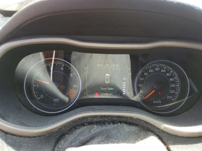 2015 JEEP CHEROKEE SPORT  