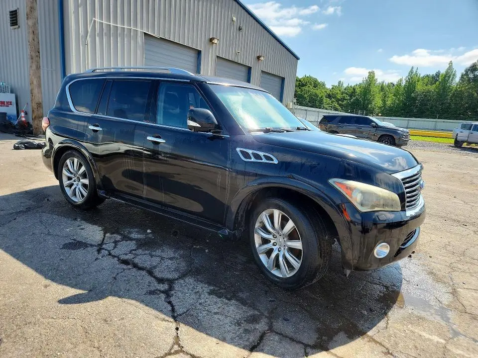 2011 INFINITI QX56 BASE  