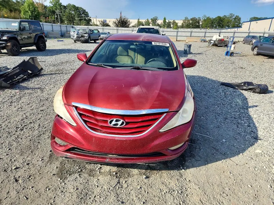 2011 HYUNDAI SONATA GLS  