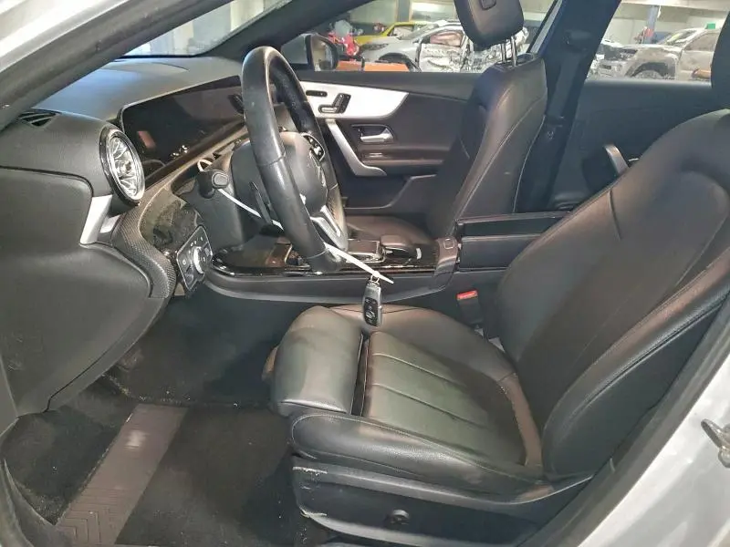 2019 MERCEDES-BENZ A 220 4MATIC  