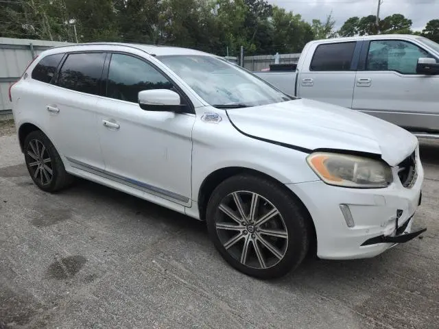2015 VOLVO XC60 T6 PLATINUM  