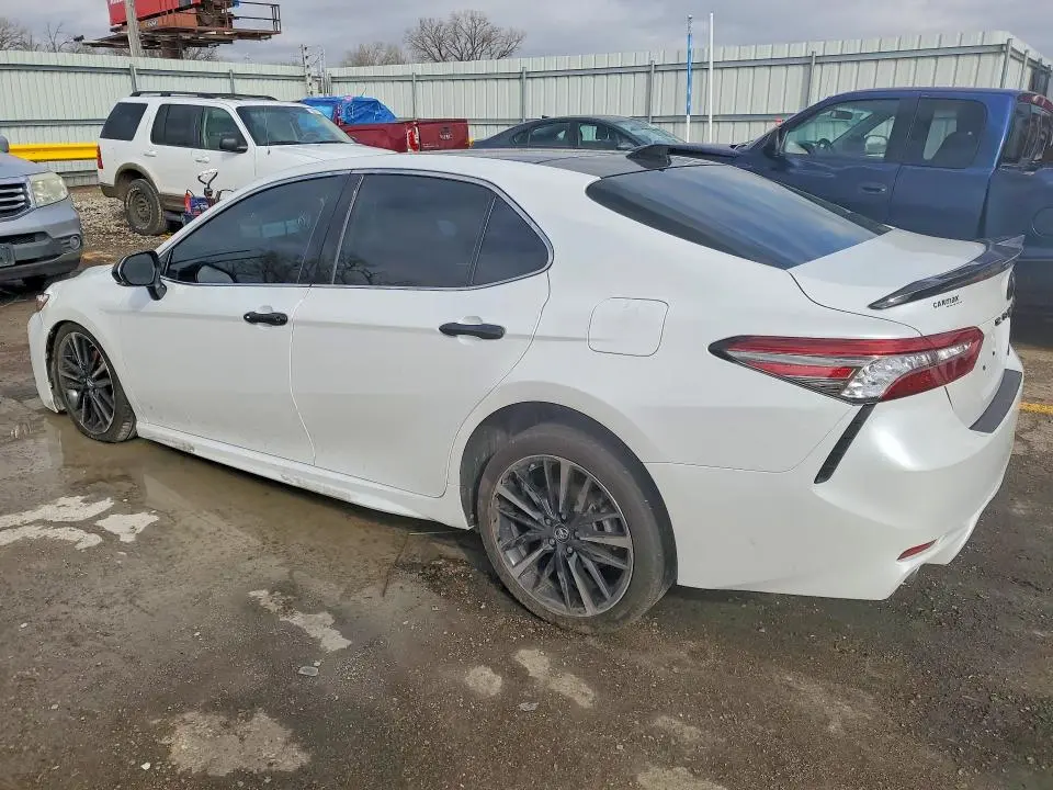 2019 TOYOTA CAMRY XSE V6  