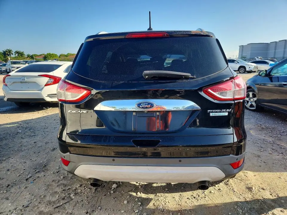 2016 FORD ESCAPE TITANIUM  