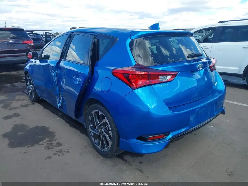 2018 TOYOTA COROLLA IM  