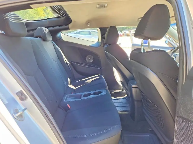 2016 HYUNDAI VELOSTER BASE  