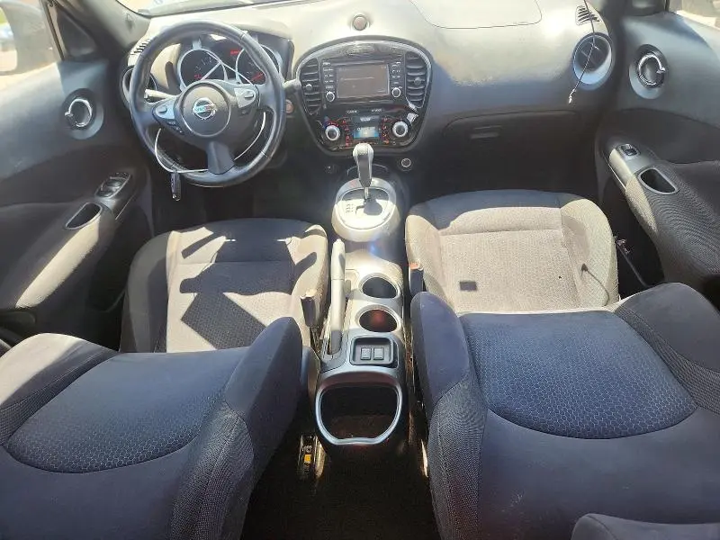 2016 NISSAN JUKE SV  