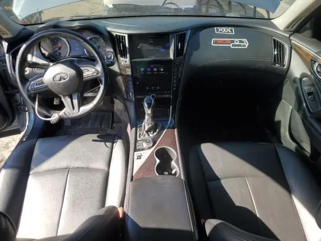 2019 INFINITI Q50 LUXE  