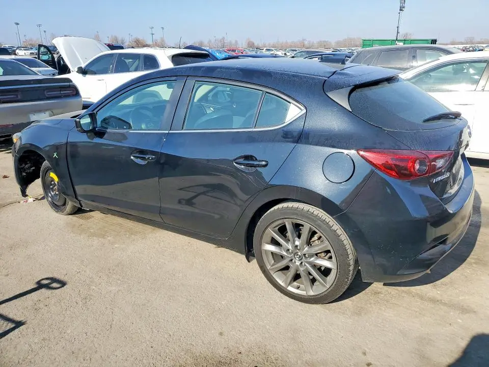 2018 MAZDA 3 GRAND TOURING  