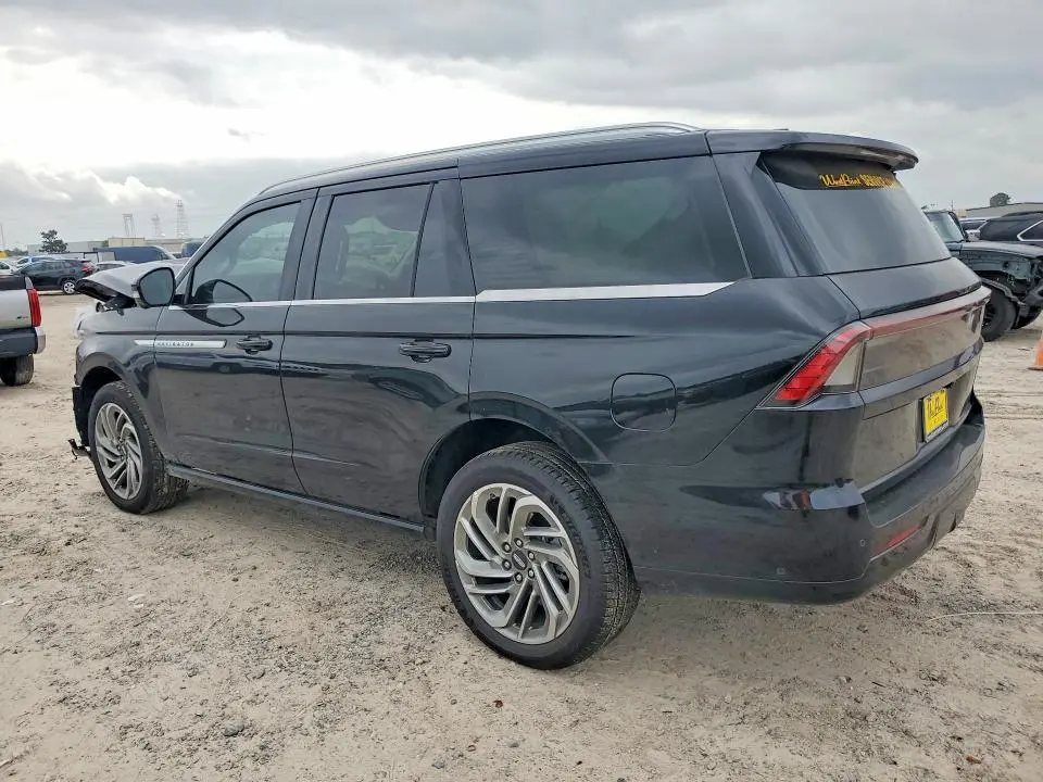 2025 LINCOLN NAVIGATOR RESERVE  