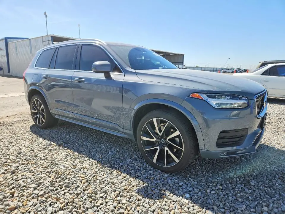 2020 VOLVO XC90 T6 MOMENTUM  