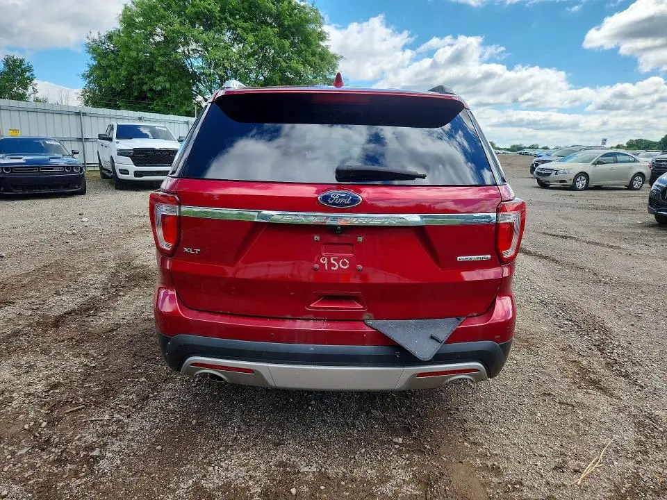 2016 FORD EXPLORER XLT  