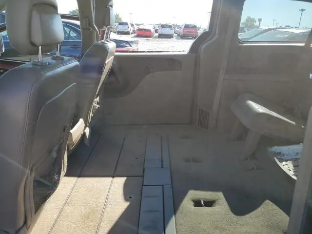 2013 CHRYSLER TOWN & COUNTRY TOURING  