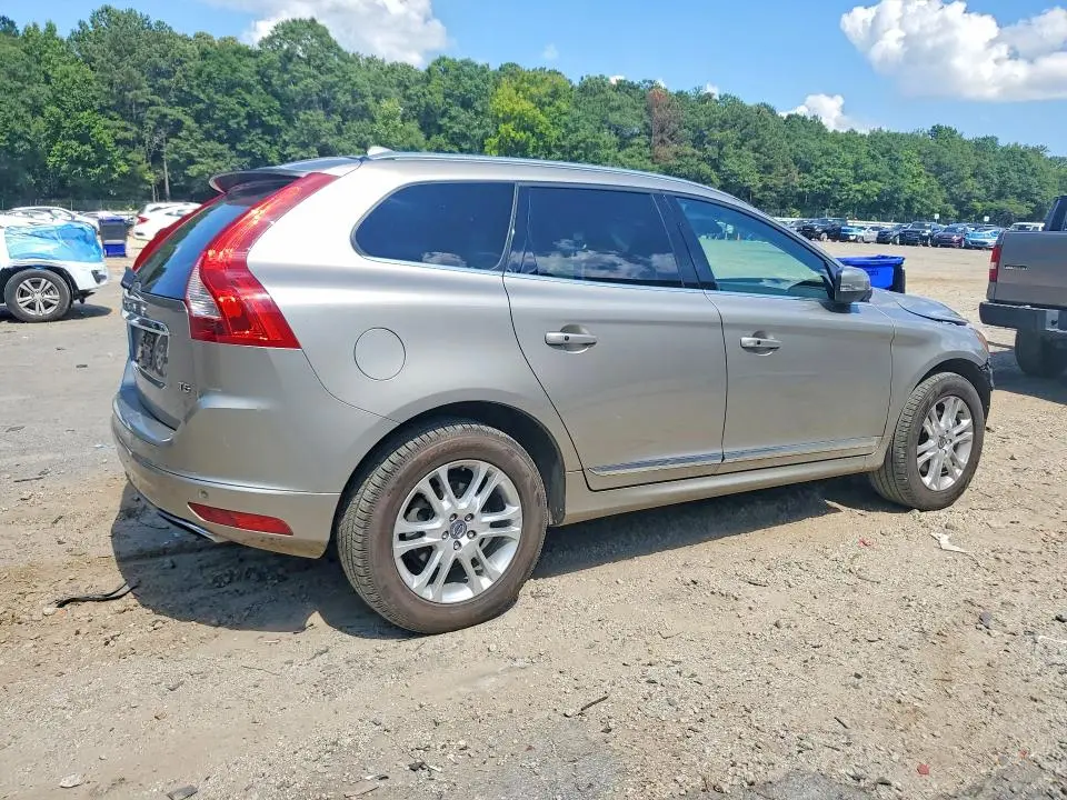 2016 VOLVO XC60 T5 PREMIER  