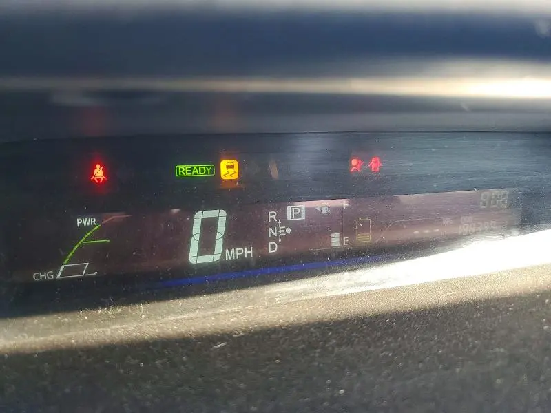 2013 TOYOTA PRIUS V THREE  