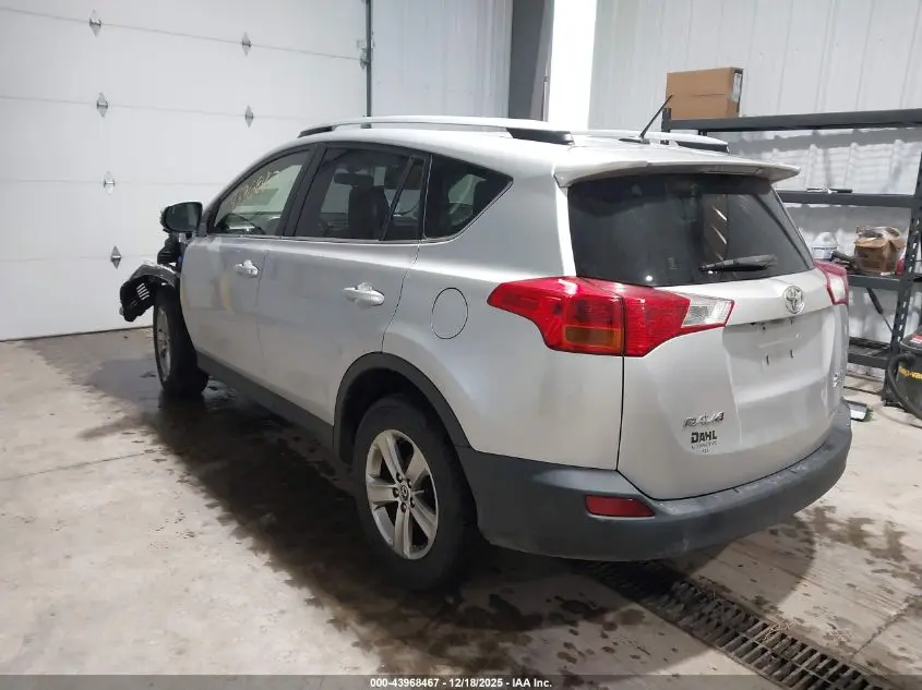 2015 TOYOTA RAV4 XLE