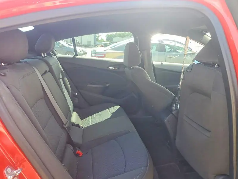 2017 CHEVROLET CRUZE LT  