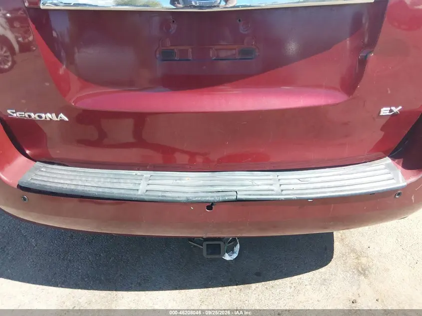2014 KIA SEDONA LX