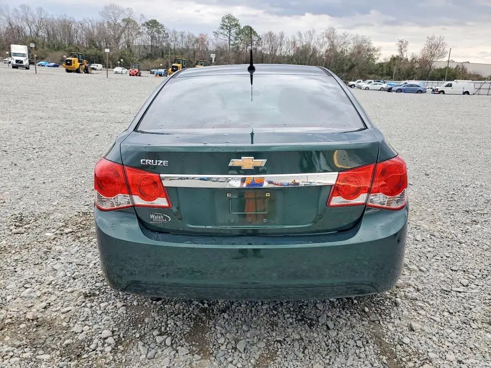 2014 CHEVROLET CRUZE LS  