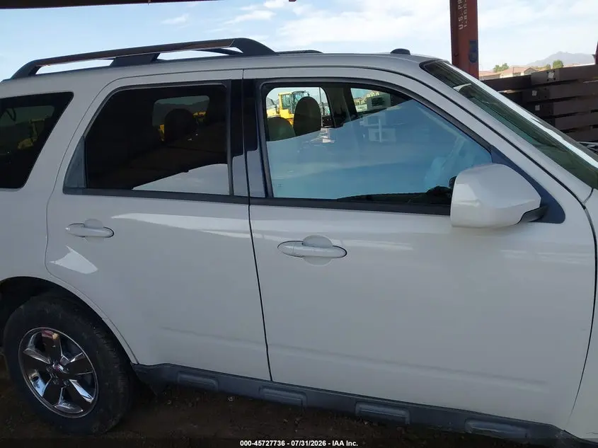 2012 FORD ESCAPE LIMITED