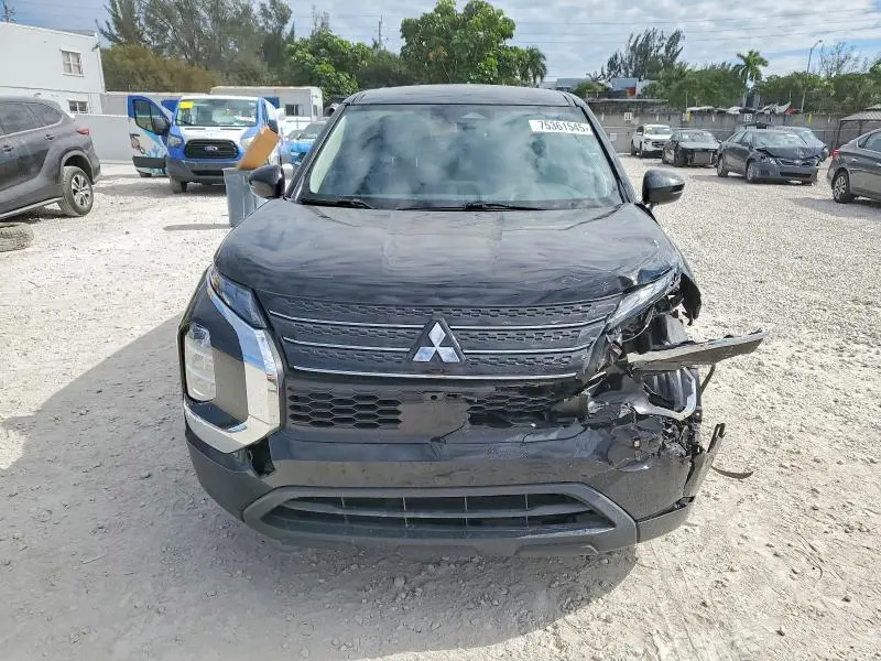 2023 MITSUBISHI OUTLANDER ES  