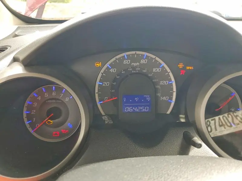 2013 HONDA FIT   