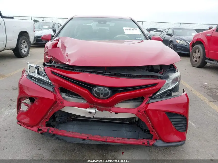 2020 TOYOTA CAMRY SE
