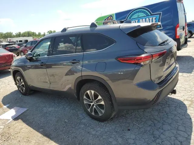 2021 TOYOTA HIGHLANDER HYBRID XLE  