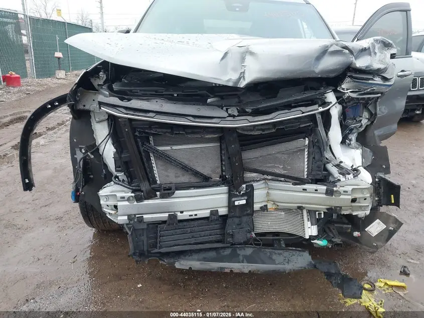 2025 CHEVROLET TRAVERSE AWD LT