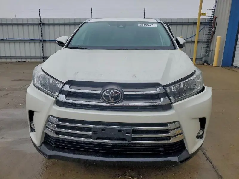 2019 TOYOTA HIGHLANDER LIMITED  