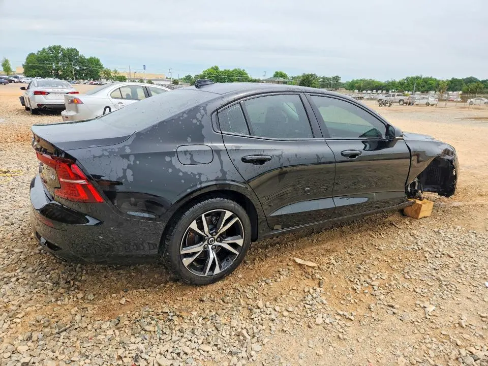 2023 VOLVO S60 CORE  