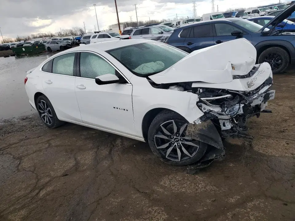 2024 CHEVROLET MALIBU RS  