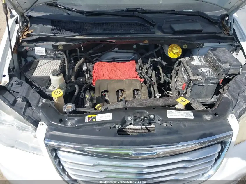 2016 CHRYSLER TOWN & COUNTRY TOURING-L