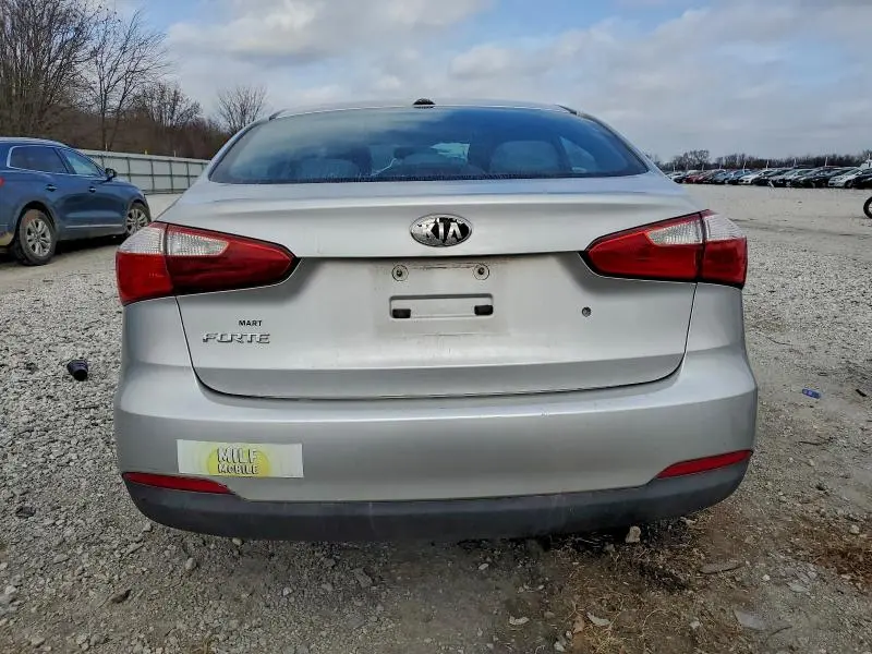 2014 KIA FORTE LX  