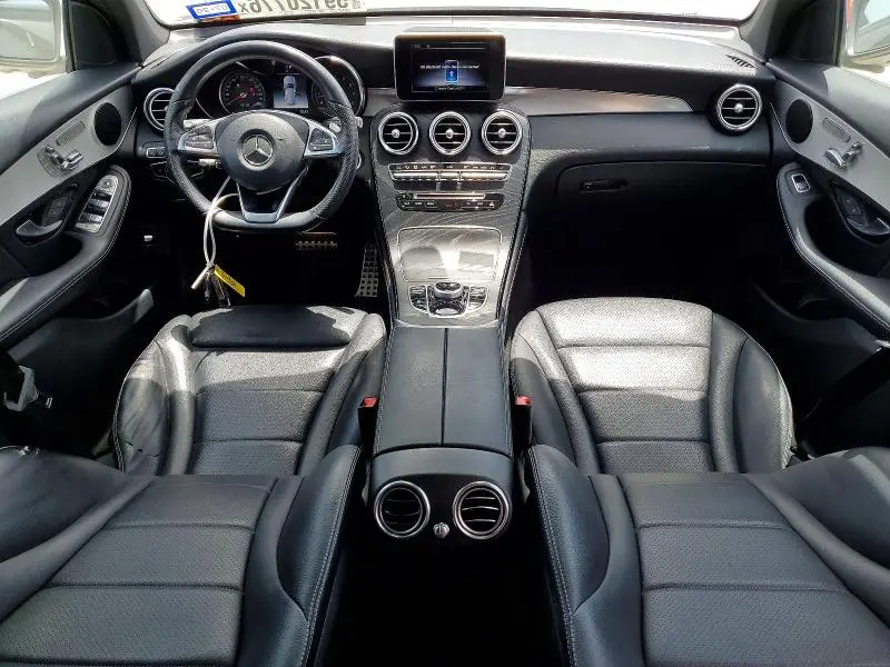 2019 MERCEDES-BENZ GLC 300  