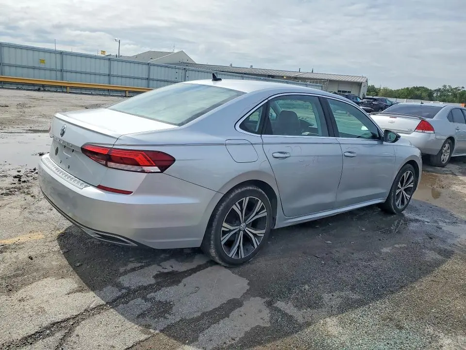 2021 VOLKSWAGEN PASSAT SE  