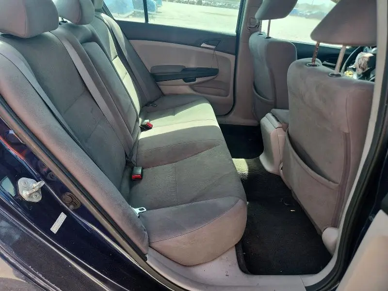 2011 HONDA ACCORD LX  