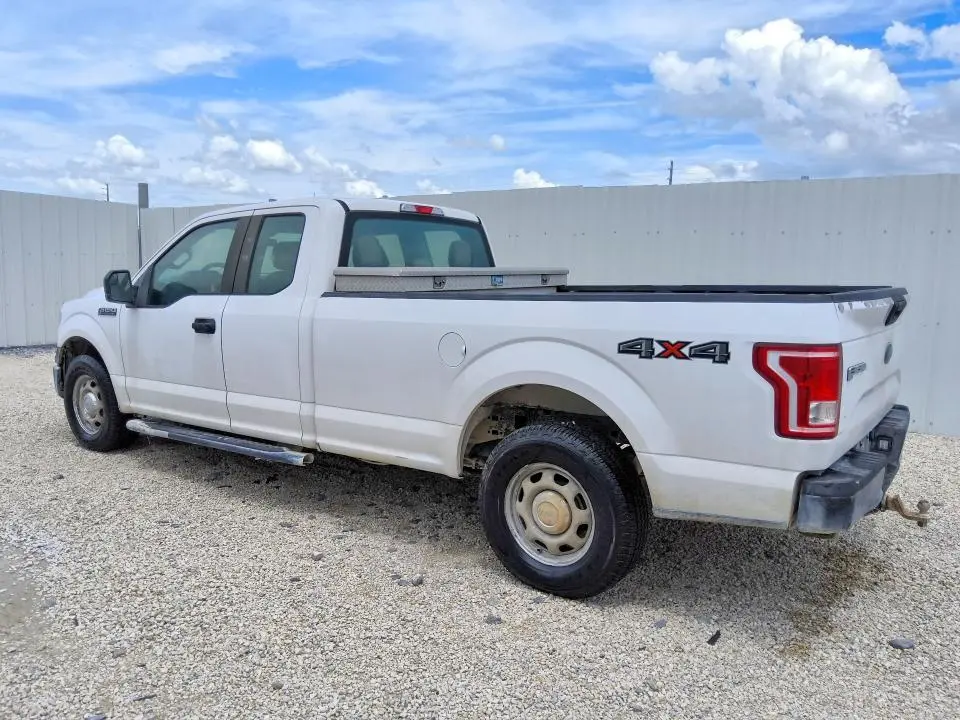 2017 FORD F150 SUPER CAB  