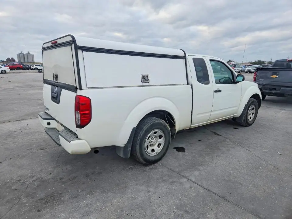 2019 NISSAN FRONTIER S  
